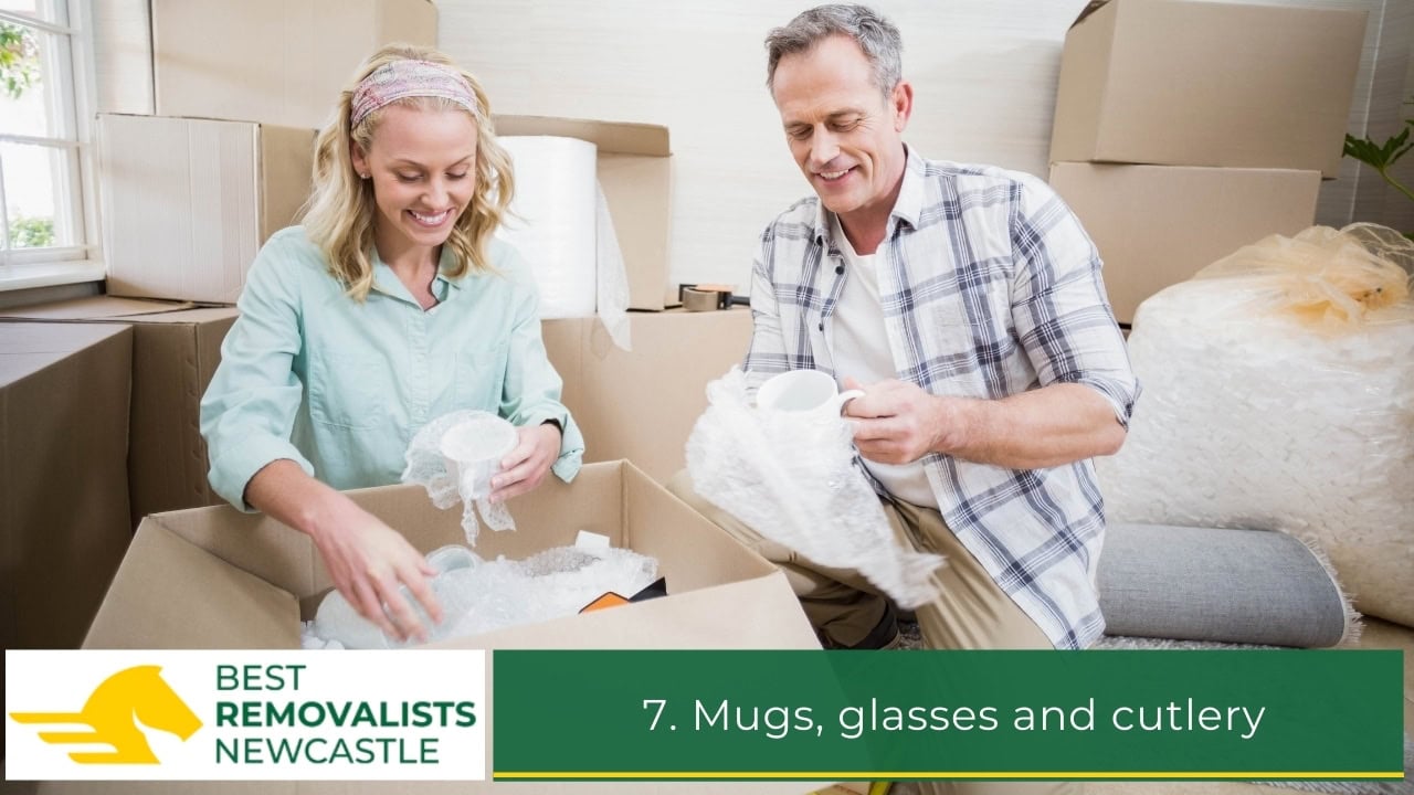 Mugs, glasses and cutlery